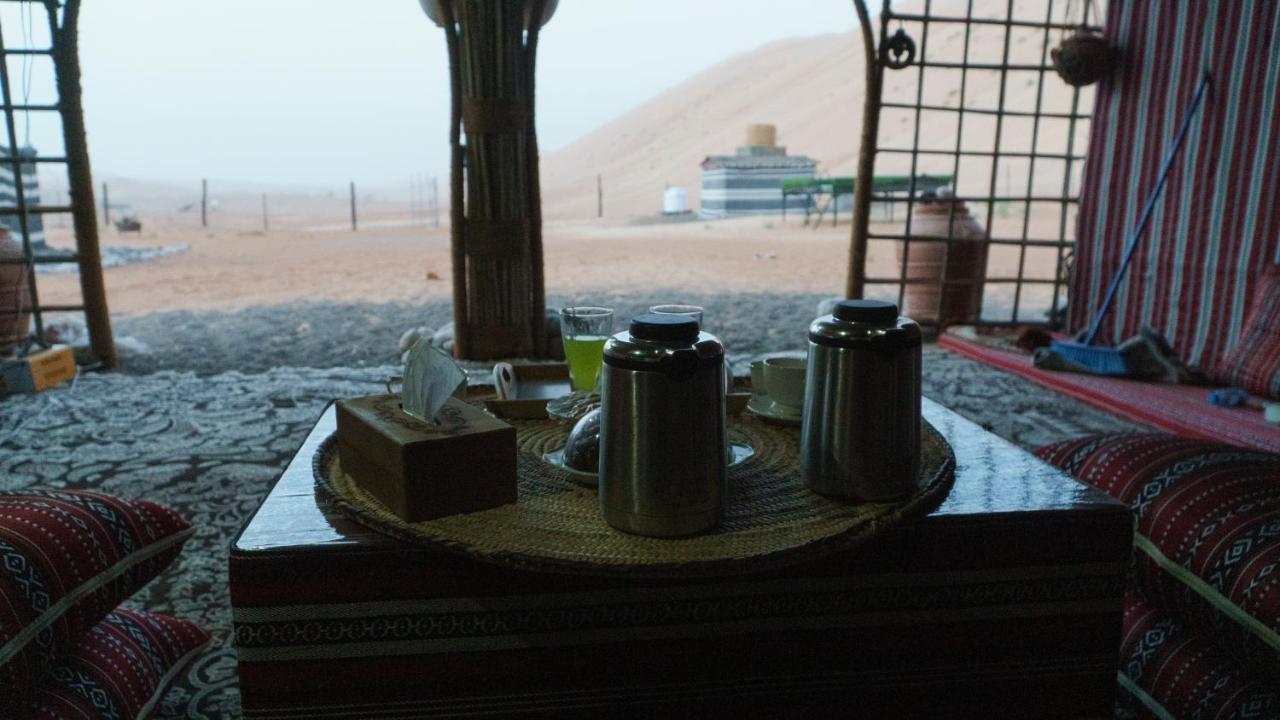 מלון Badīyah Wahiba Bedouiens Privae Camp מראה חיצוני תמונה