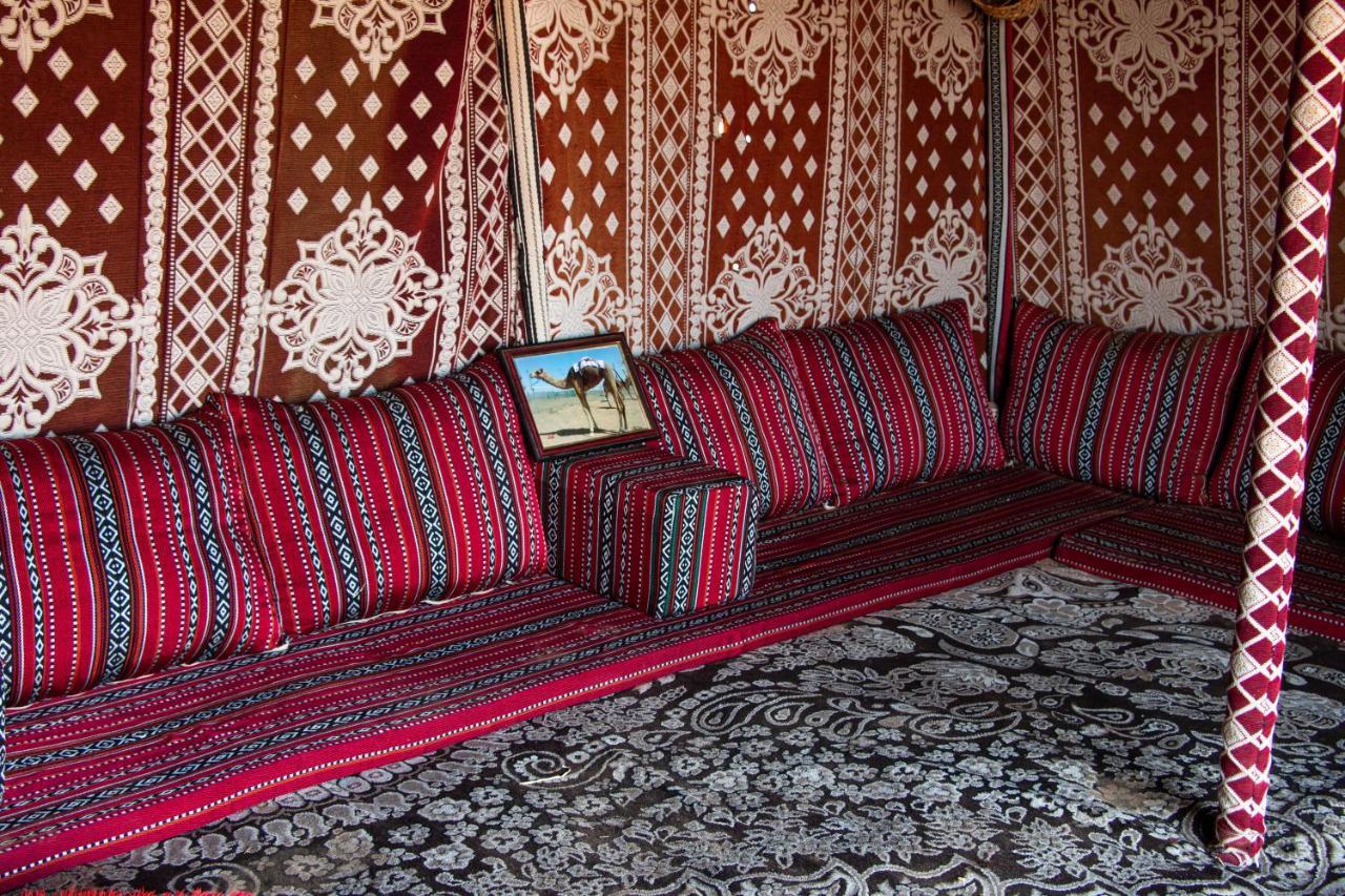 מלון Badīyah Wahiba Bedouiens Privae Camp מראה חיצוני תמונה