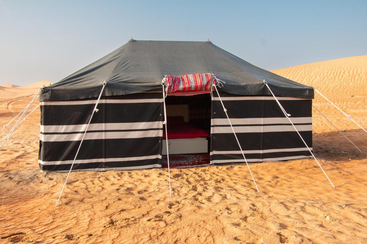 מלון Badīyah Wahiba Bedouiens Privae Camp מראה חיצוני תמונה