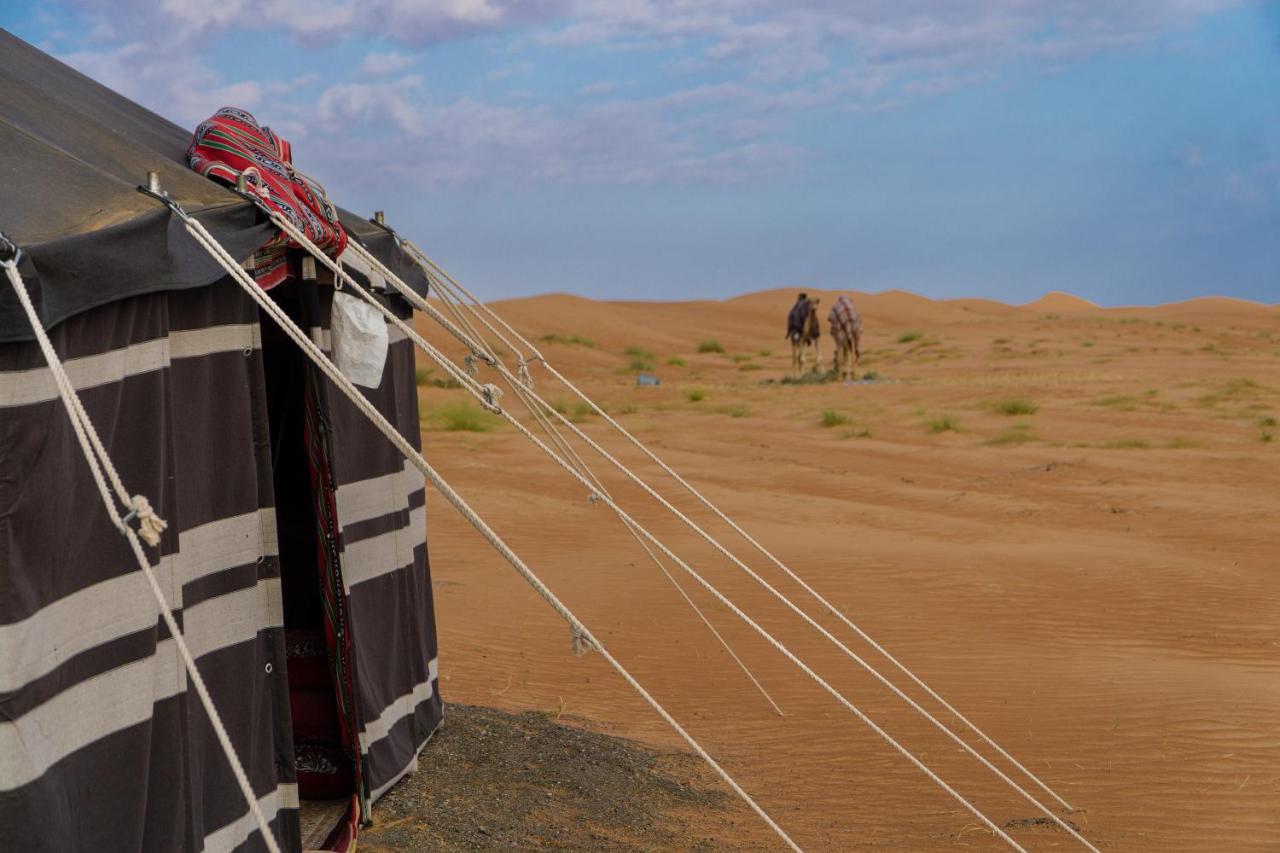 מלון Badīyah Wahiba Bedouiens Privae Camp מראה חיצוני תמונה